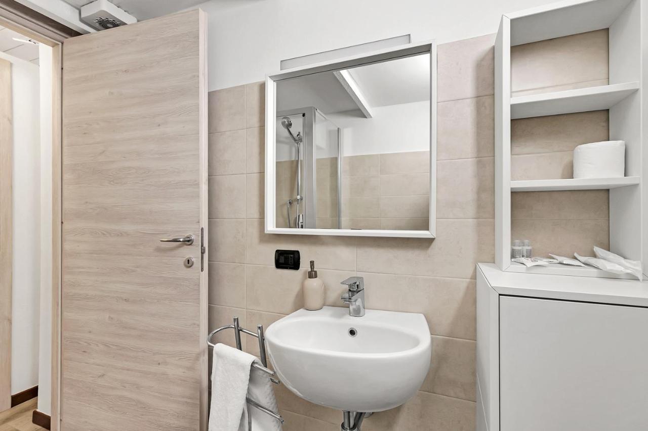 Loft Daiquiri Nel Centro Di Milano, Via Sottocorno, Porta Vittoriaアパートメント エクステリア 写真